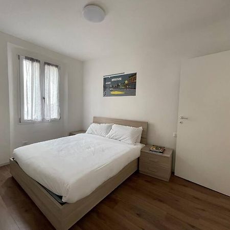 L'Etrange Rendez-Vous Tome 1 Apartamento Carona  Exterior foto