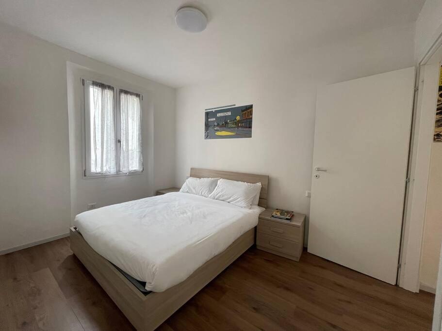 L'Etrange Rendez-Vous Tome 1 Apartamento Carona  Exterior foto
